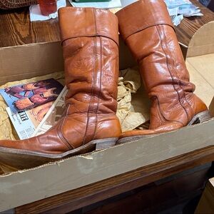 Frye Women's Heeled Boots in Rich Brown